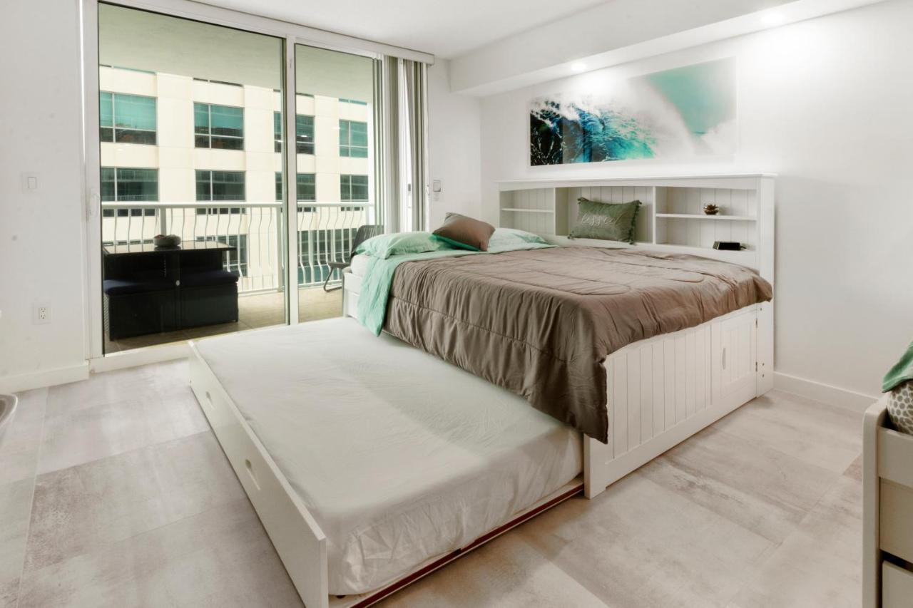 Elite Brickell Studio On The Bay Miami Exterior photo